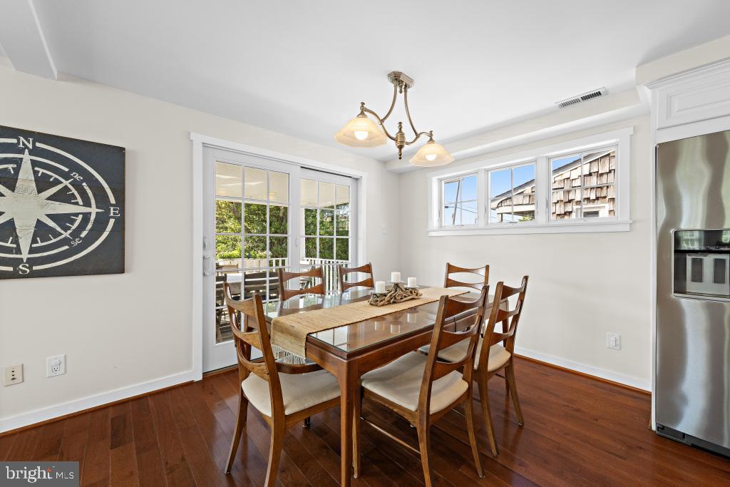 2015 West Ave Property Photo 23