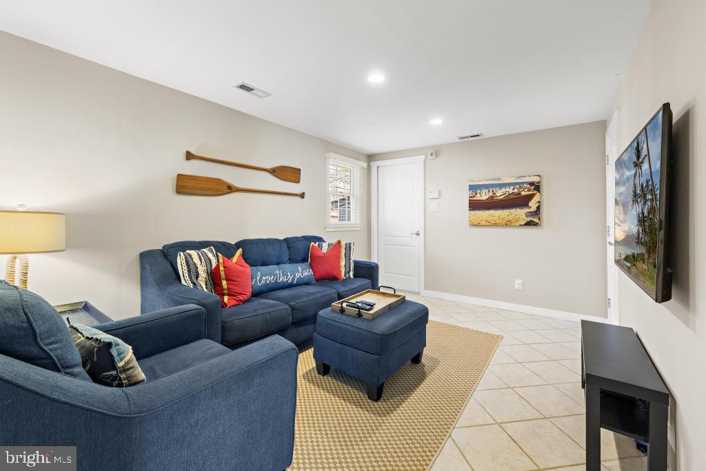 2015 West Ave Property Photo 26