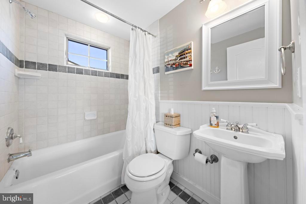 2015 West Ave Property Photo 28