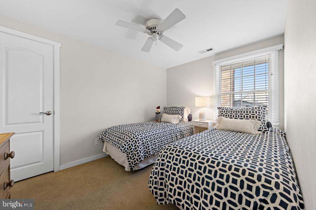 2015 West Ave Property Photo 38