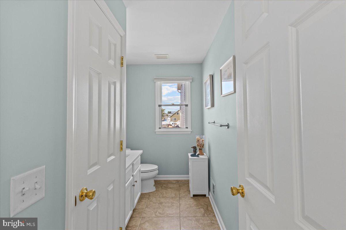 304 Halsey Ave #e Property Photo 35