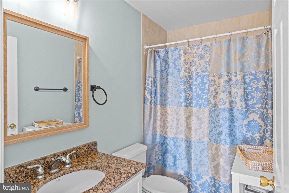 304 Halsey Ave #e Property Photo 44