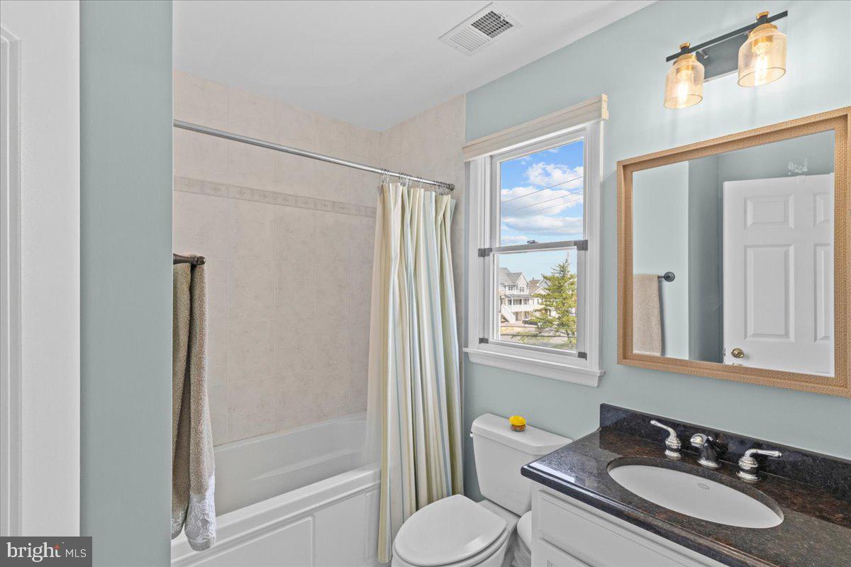 304 Halsey Ave #e Property Photo 45