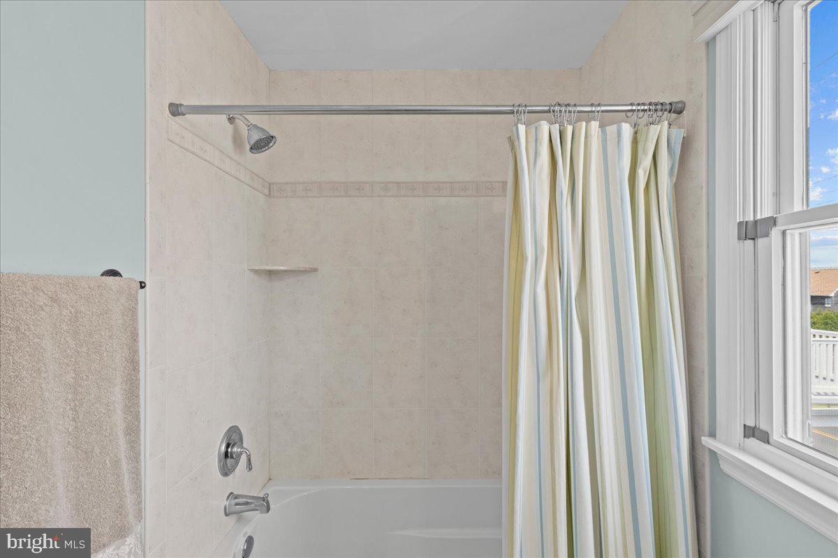 304 Halsey Ave #e Property Photo 50