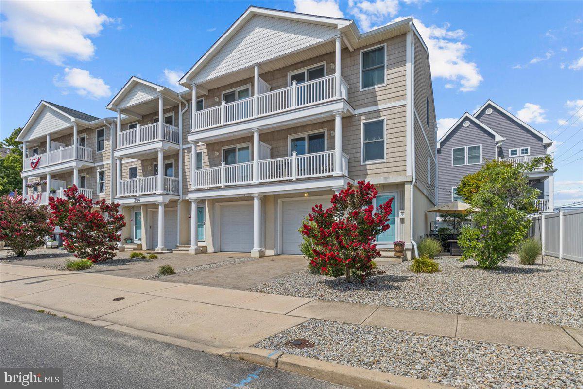 304 Halsey Ave #e Property Photo 66