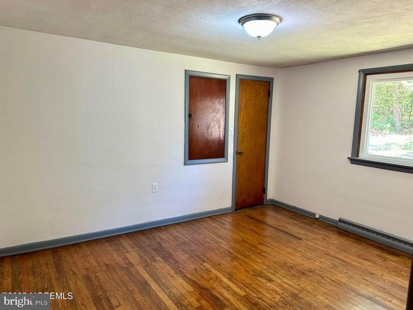 135 S Main St Property Photo 28