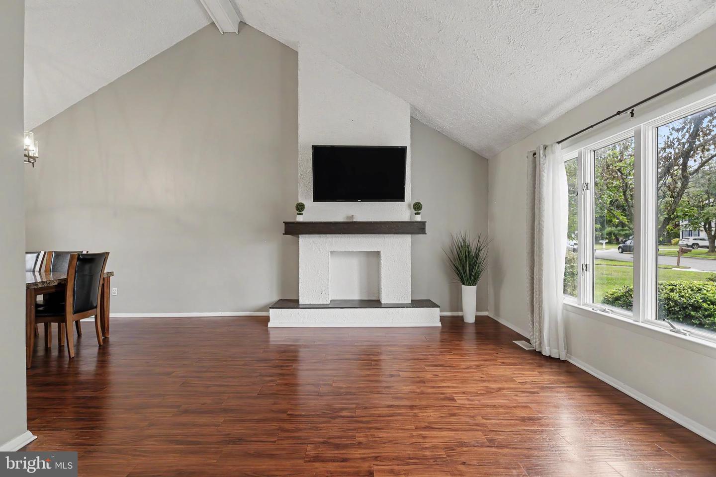 1005 Eastwind Ave Property Photo 15