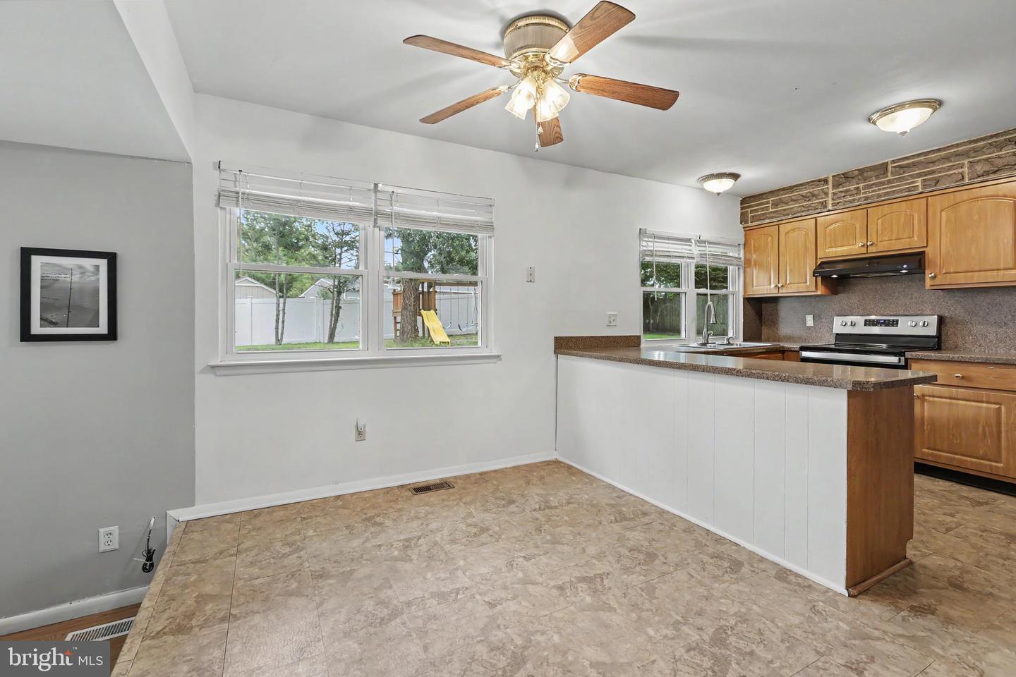 1005 Eastwind Ave Property Photo 27