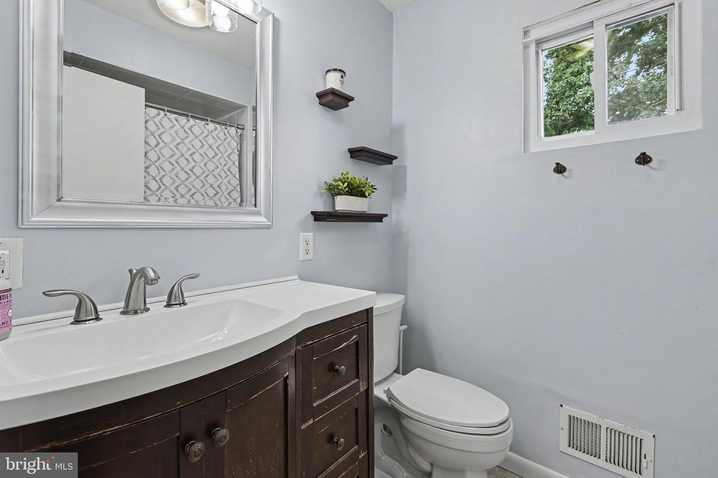 1005 Eastwind Ave Property Photo 45