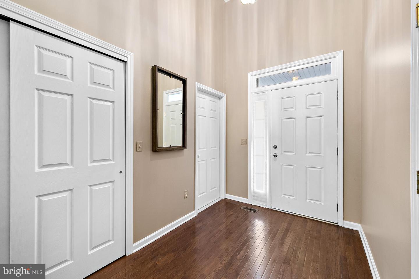 5 Ocean Breeze Ct Property Photo 3