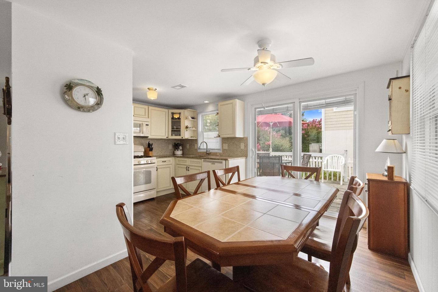 6204 Long Beach Blvd Property Photo 12