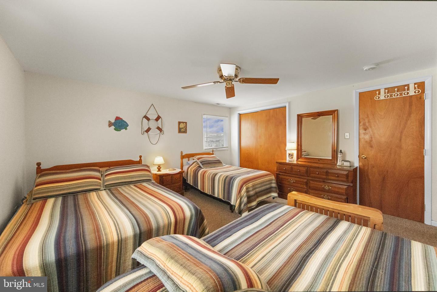 6204 Long Beach Blvd Property Photo 32