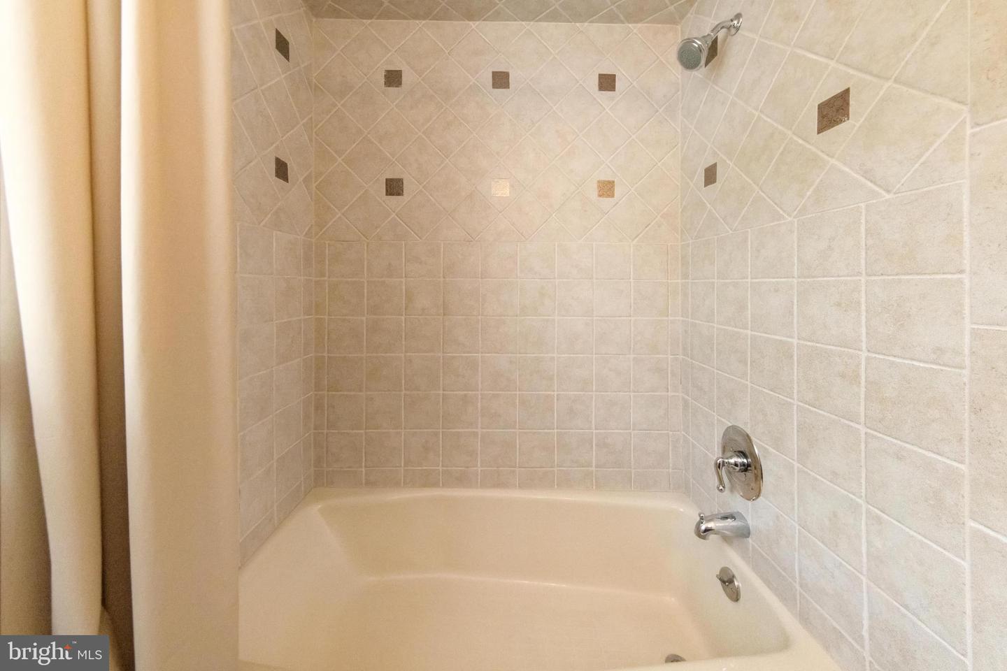 6204 Long Beach Blvd Property Photo 38