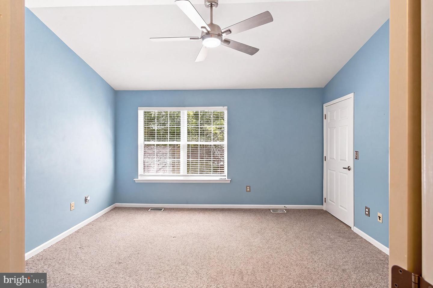 141 Spoonbill Holw Property Photo 19