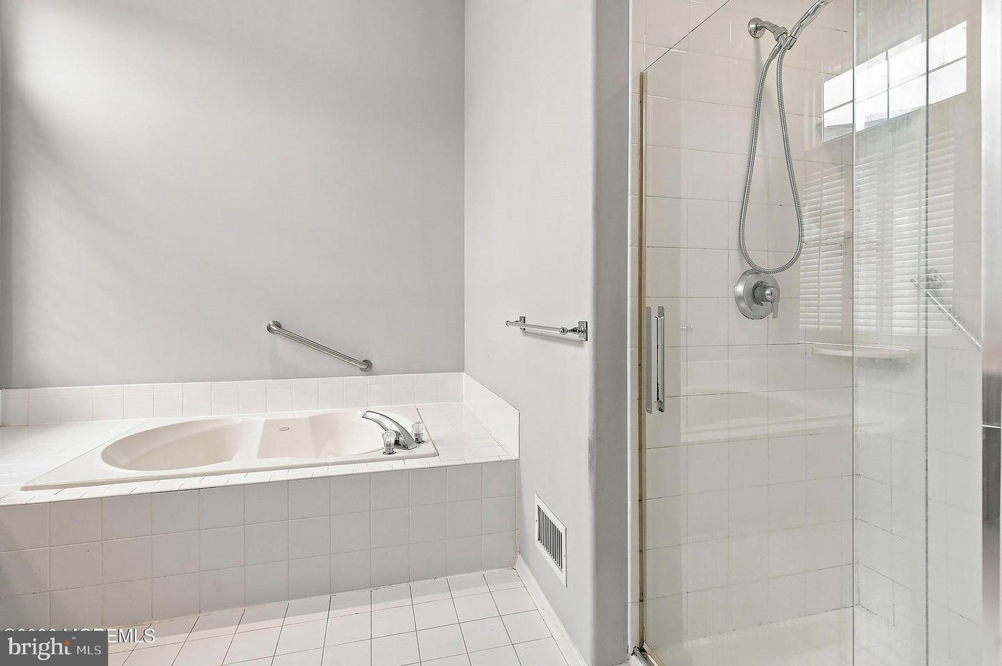 9 Rapids Ct Property Photo 25