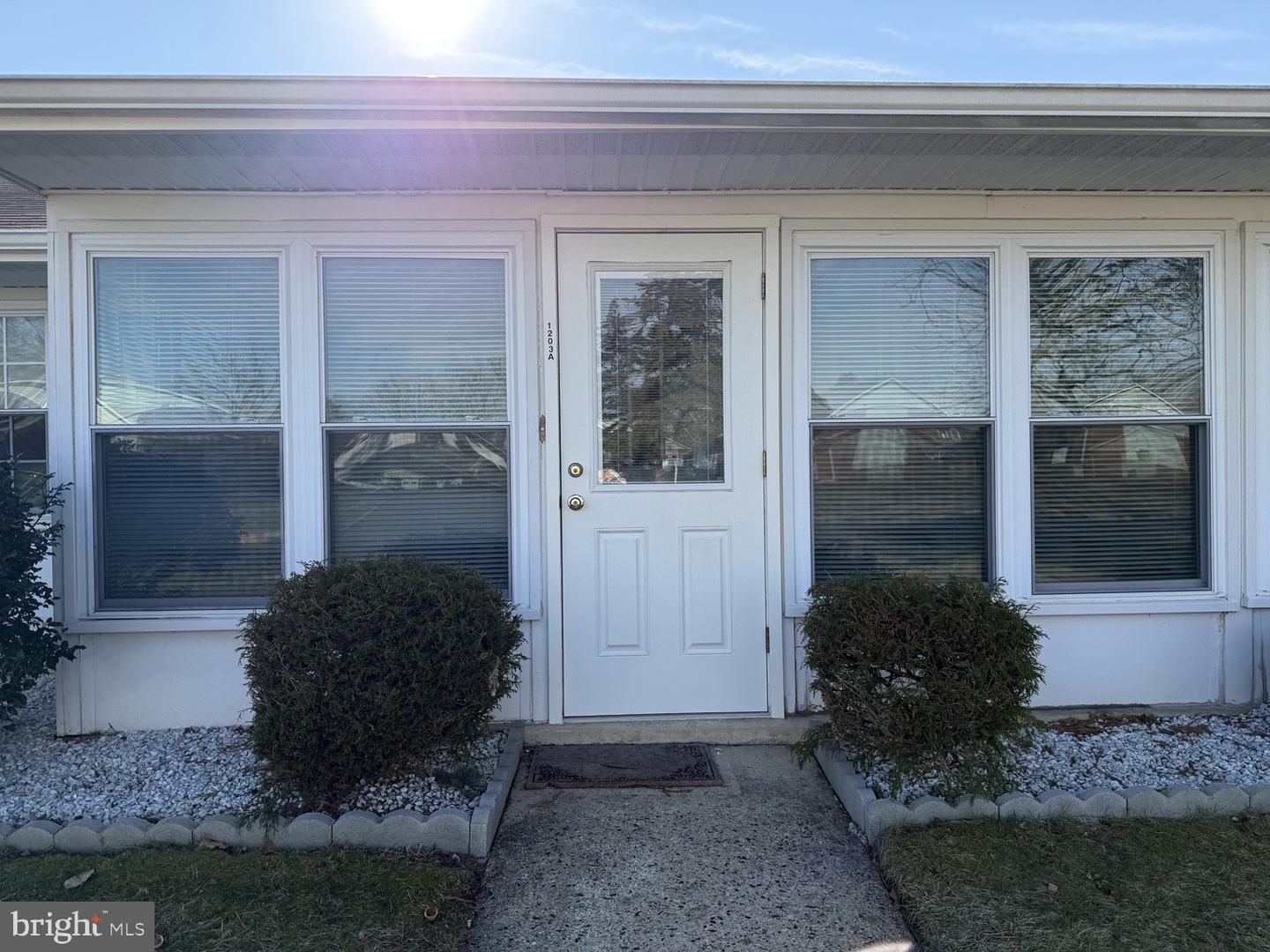 1203a Shetland Dr Property Photo 7