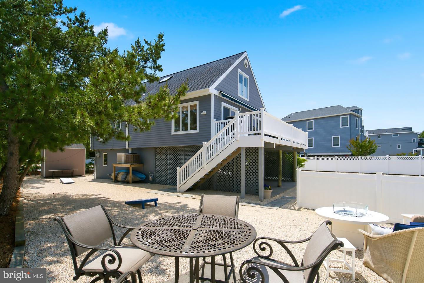 1018-a Long Blvd Property Photo 27