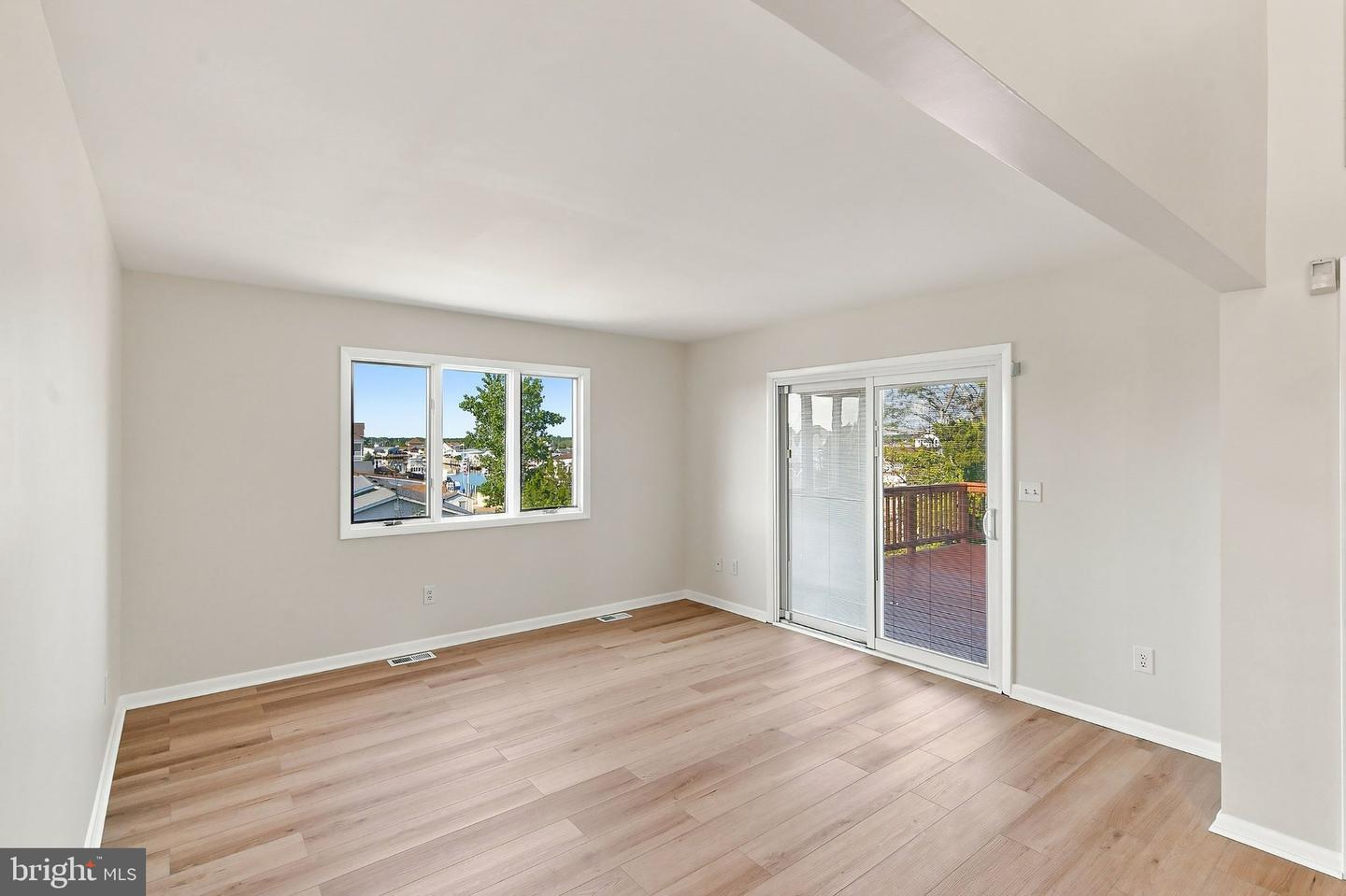 369 Tuscarora Ave Property Photo 18