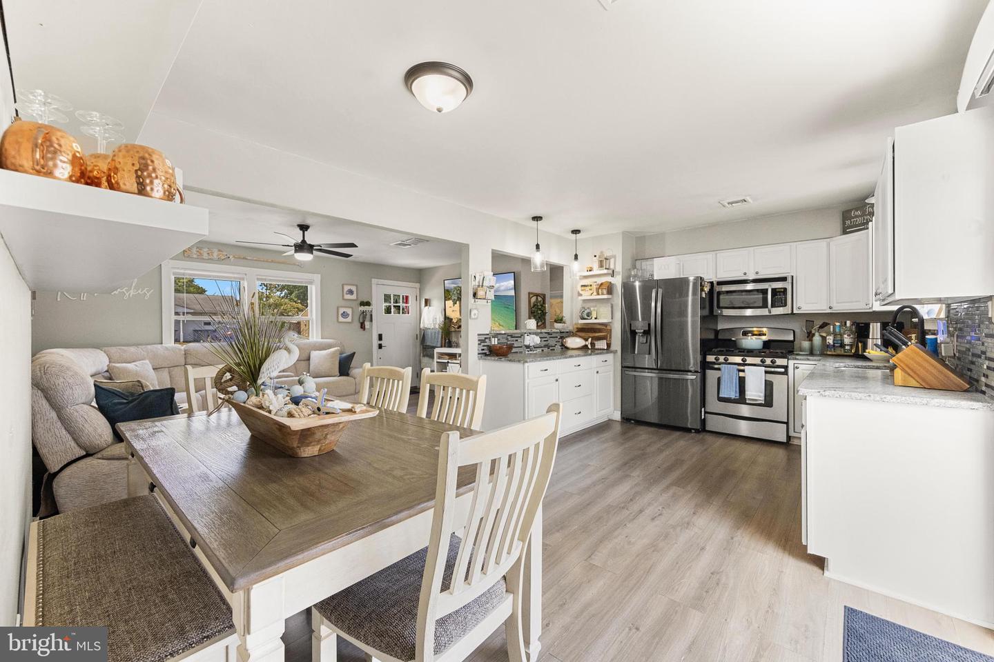 302 8th Property Photo 12