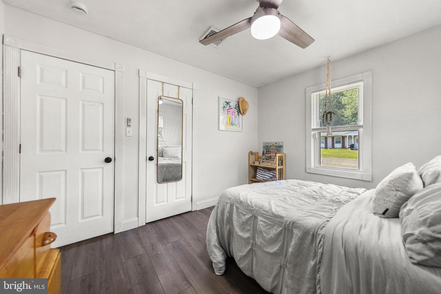 302 8th Property Photo 23