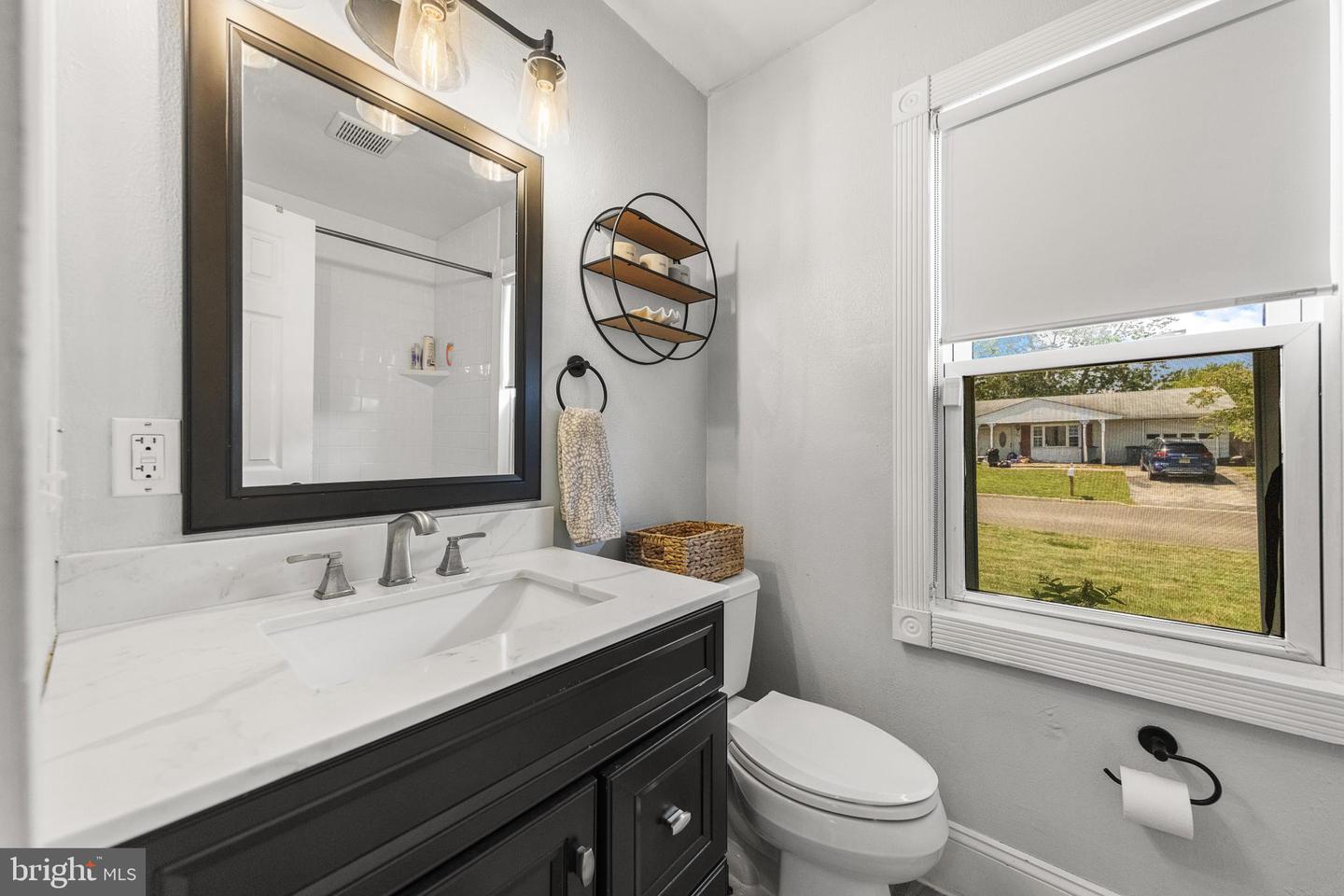 302 8th Property Photo 24