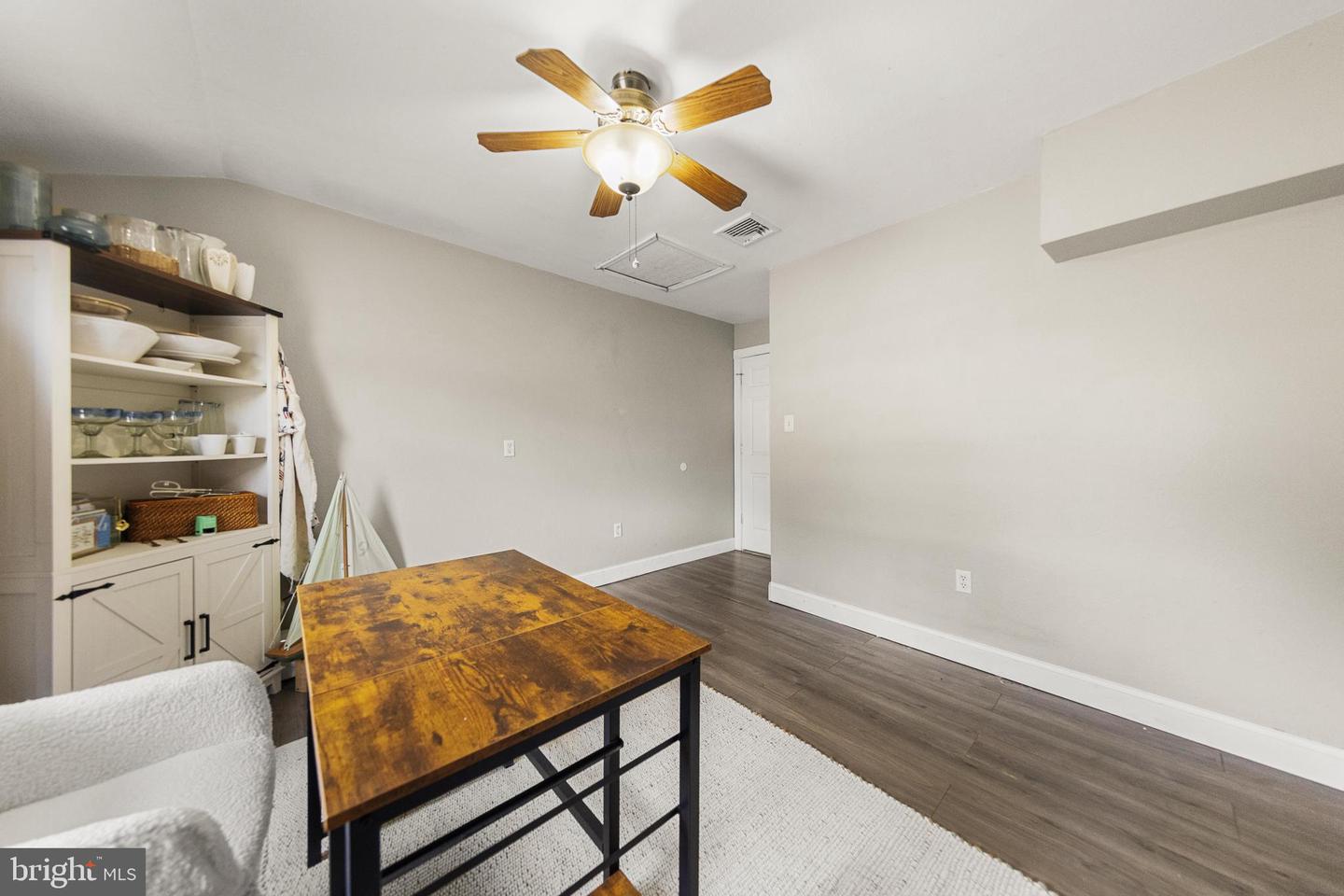 302 8th Property Photo 29