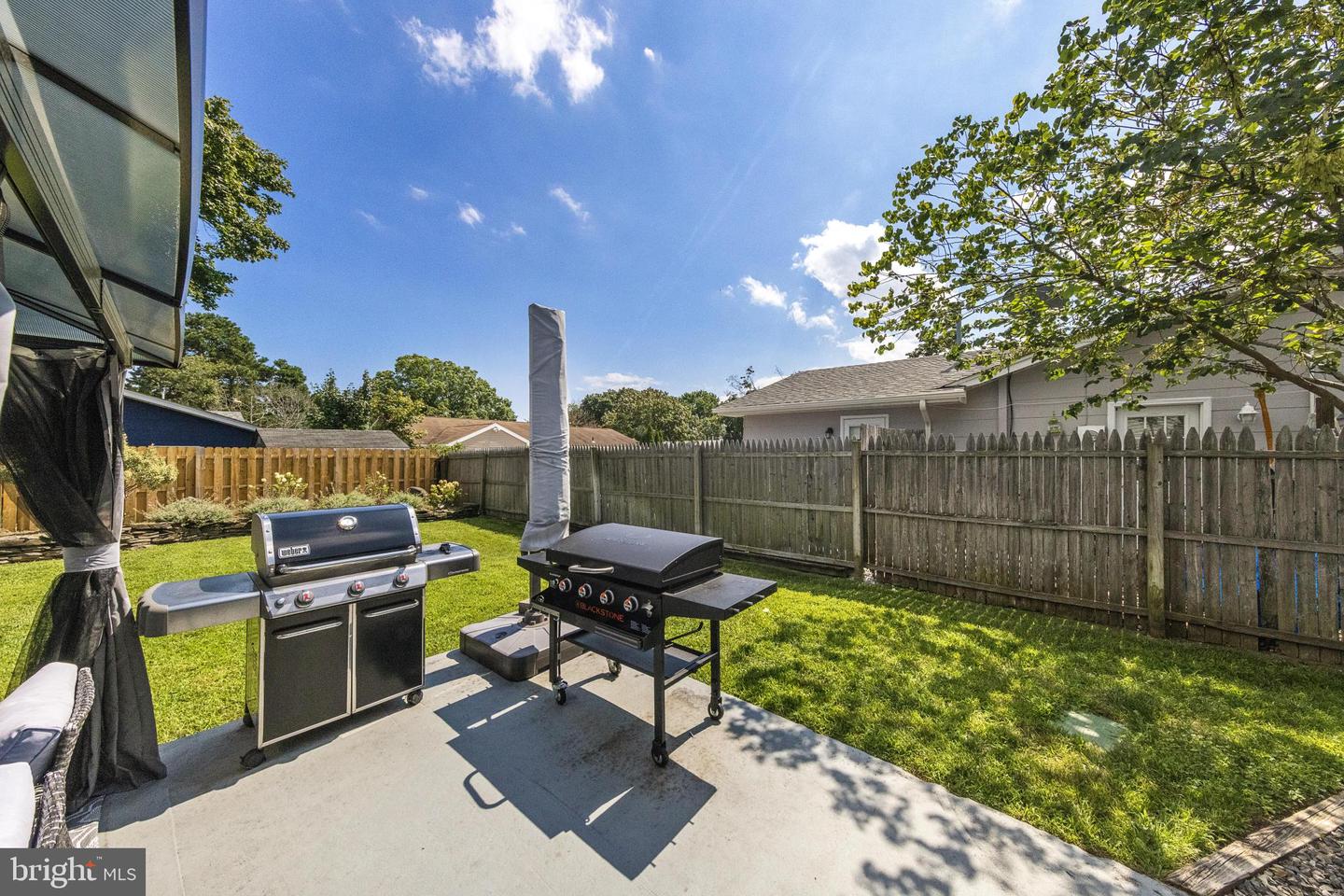 302 8th Property Photo 45