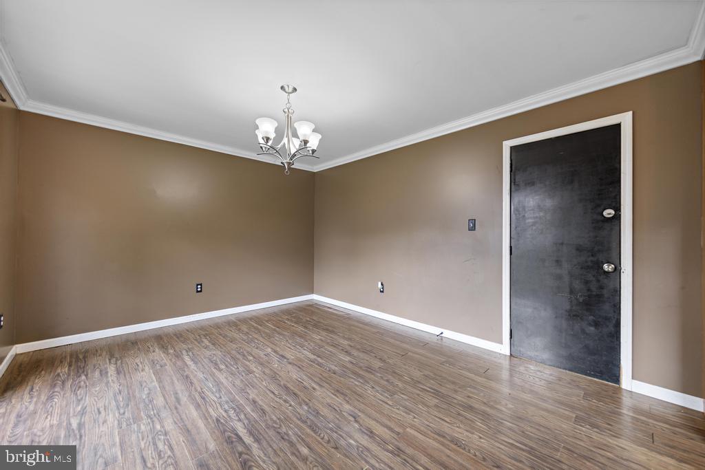 14 Oneida Ave Property Photo 7