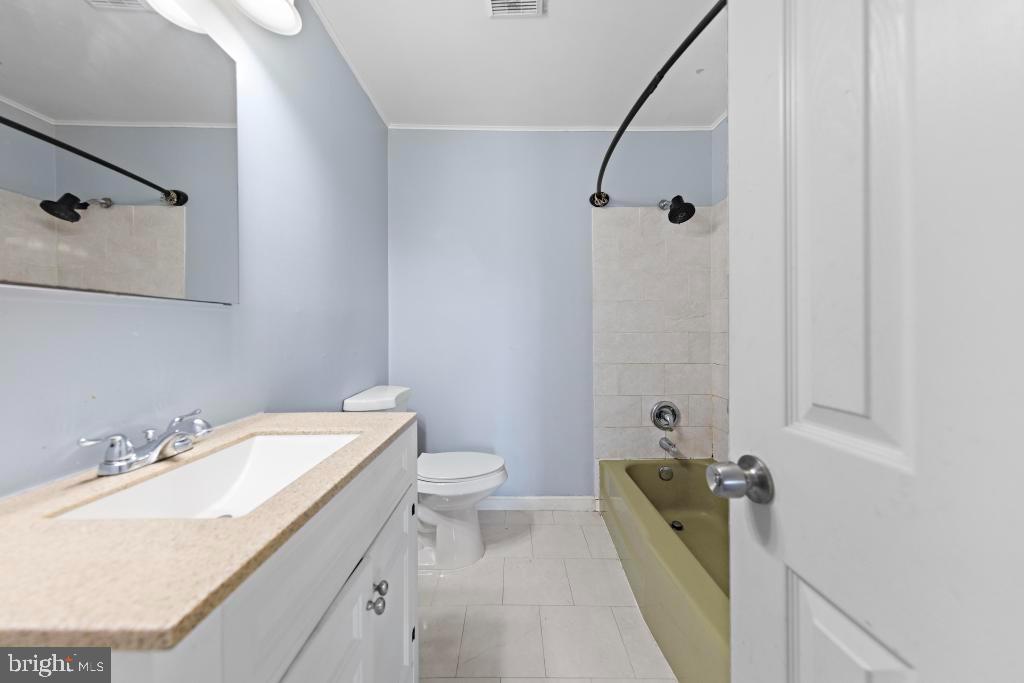 14 Oneida Ave Property Photo 25