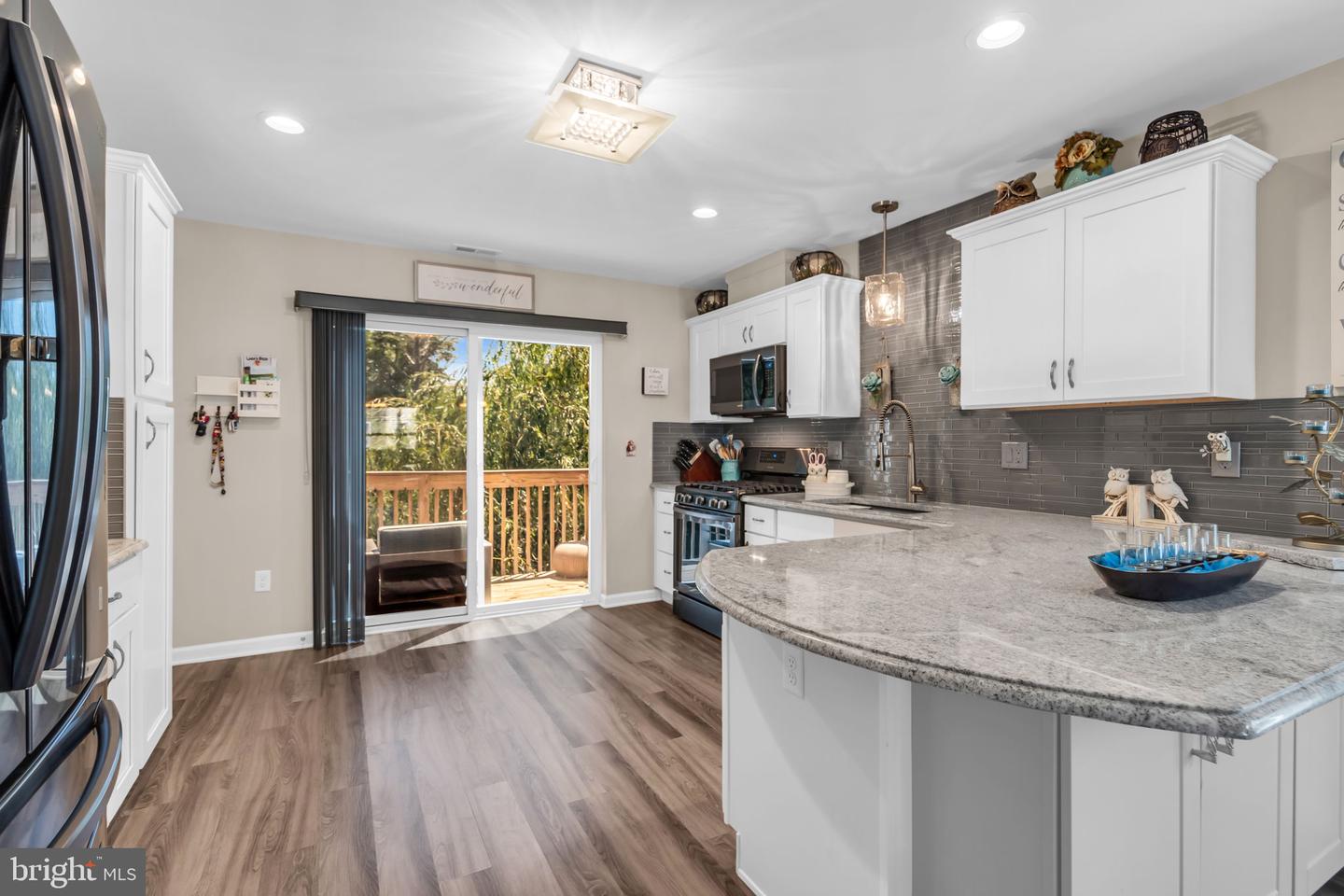 2 Berkeley Crossing Way Property Photo 8