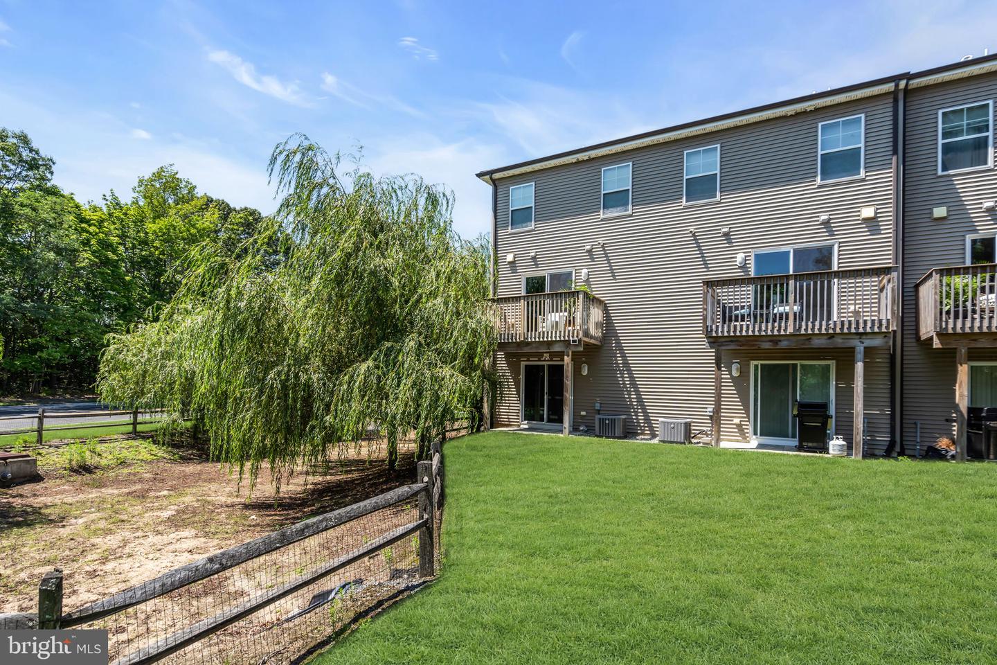2 Berkeley Crossing Way Property Photo 25