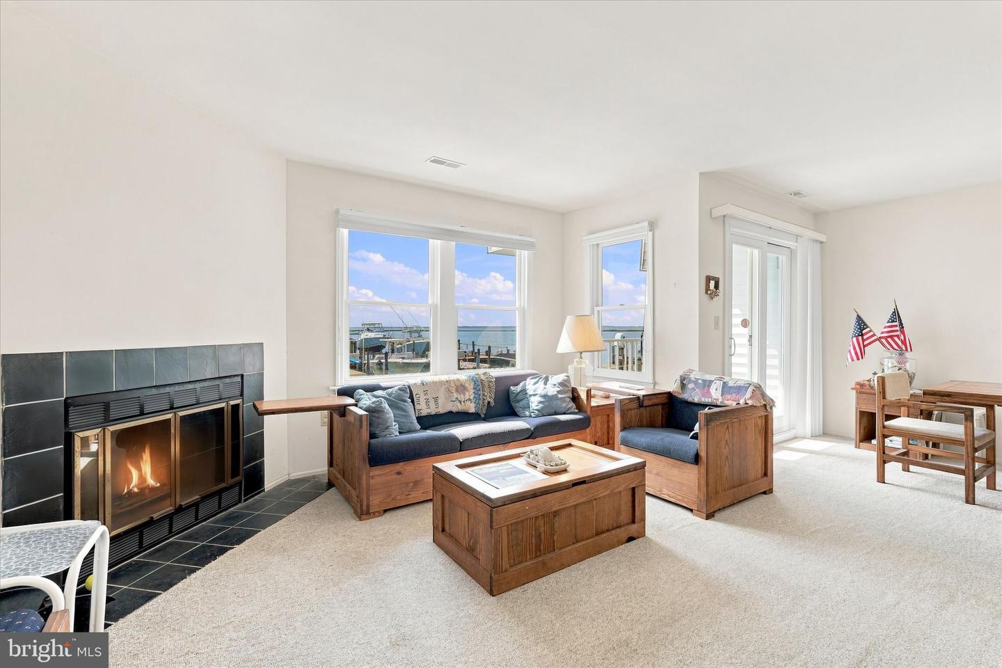 310 S West Ave #e1 Property Photo 5