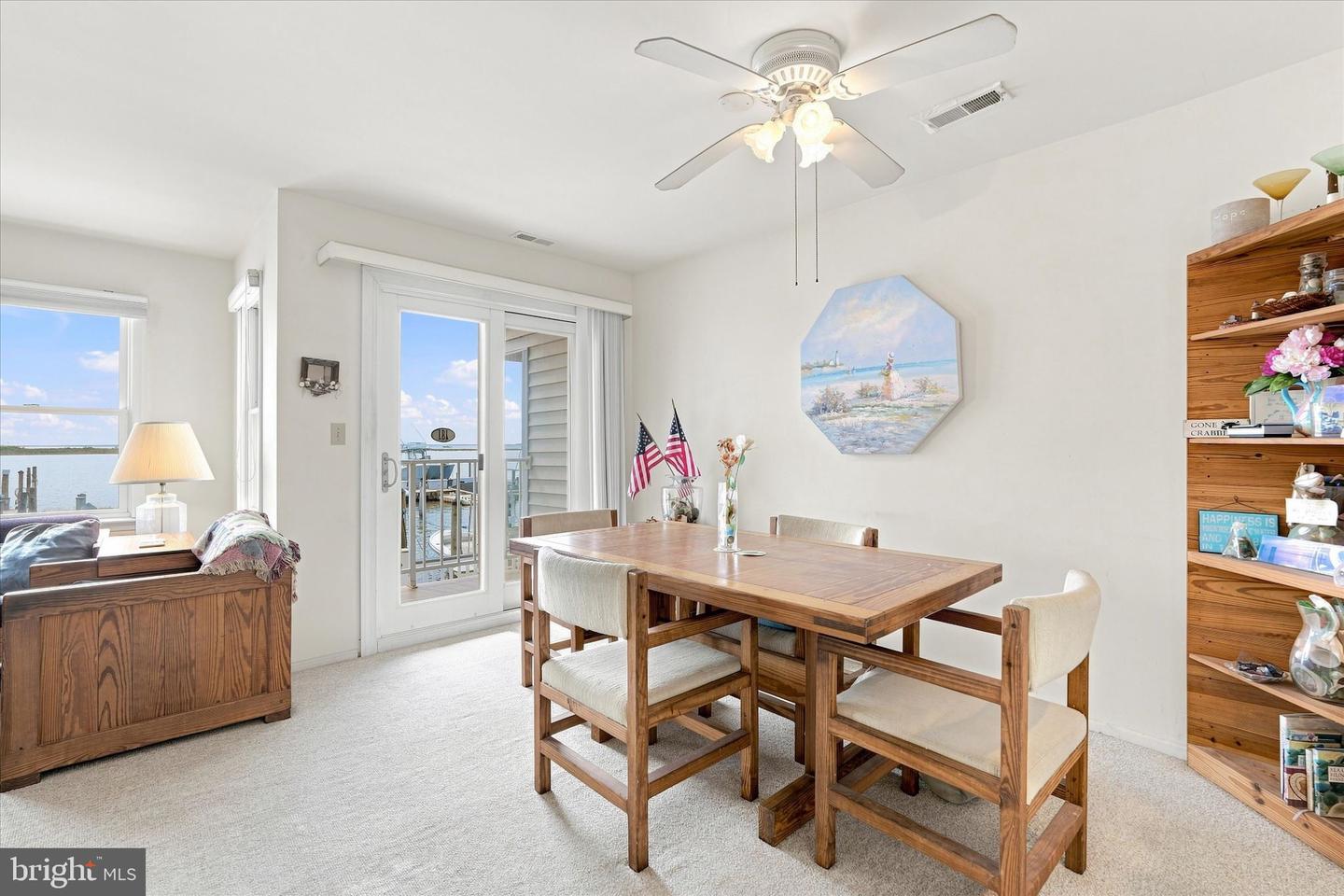 310 S West Ave #e1 Property Photo 10