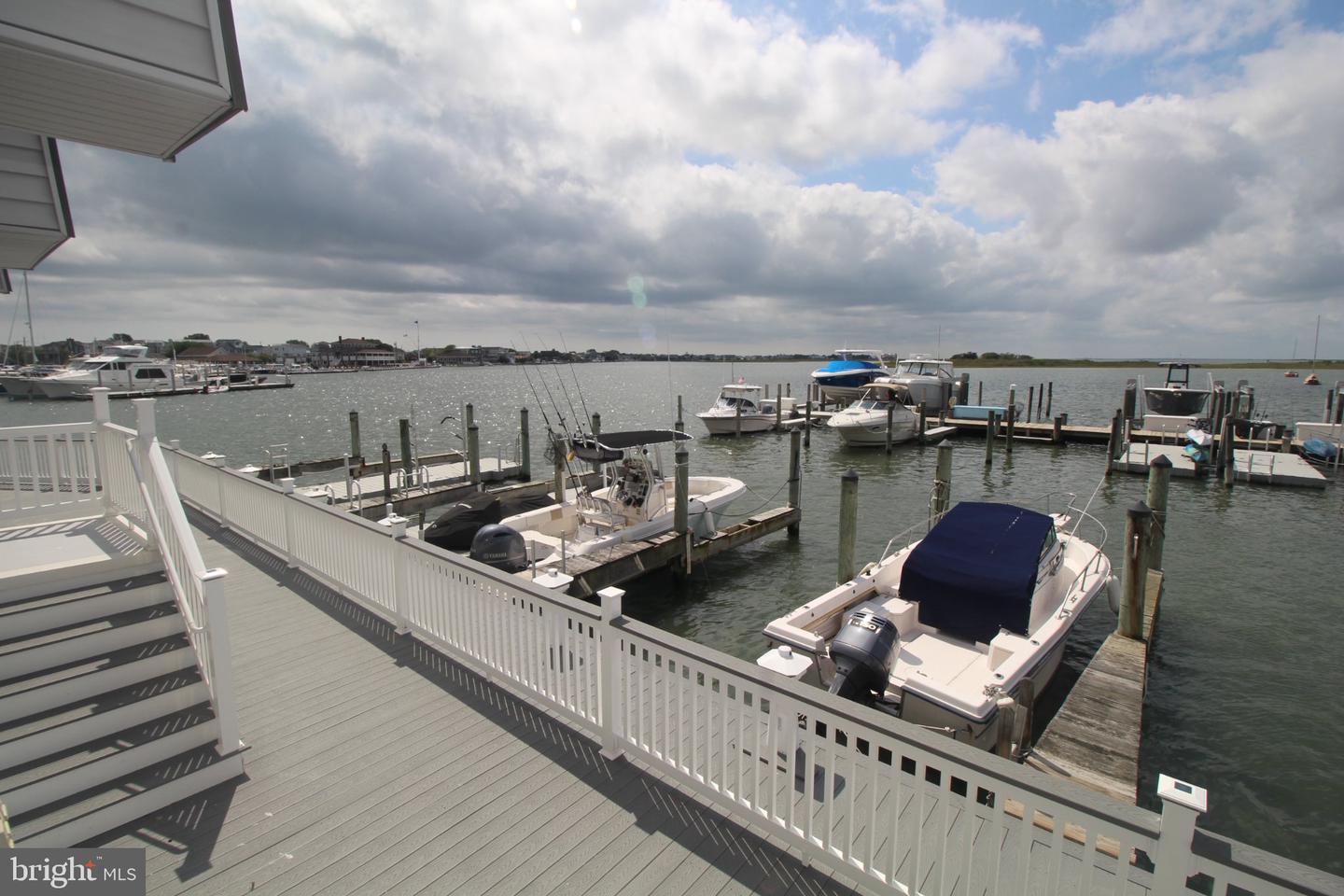 310 S West Ave #e1 Property Photo 28