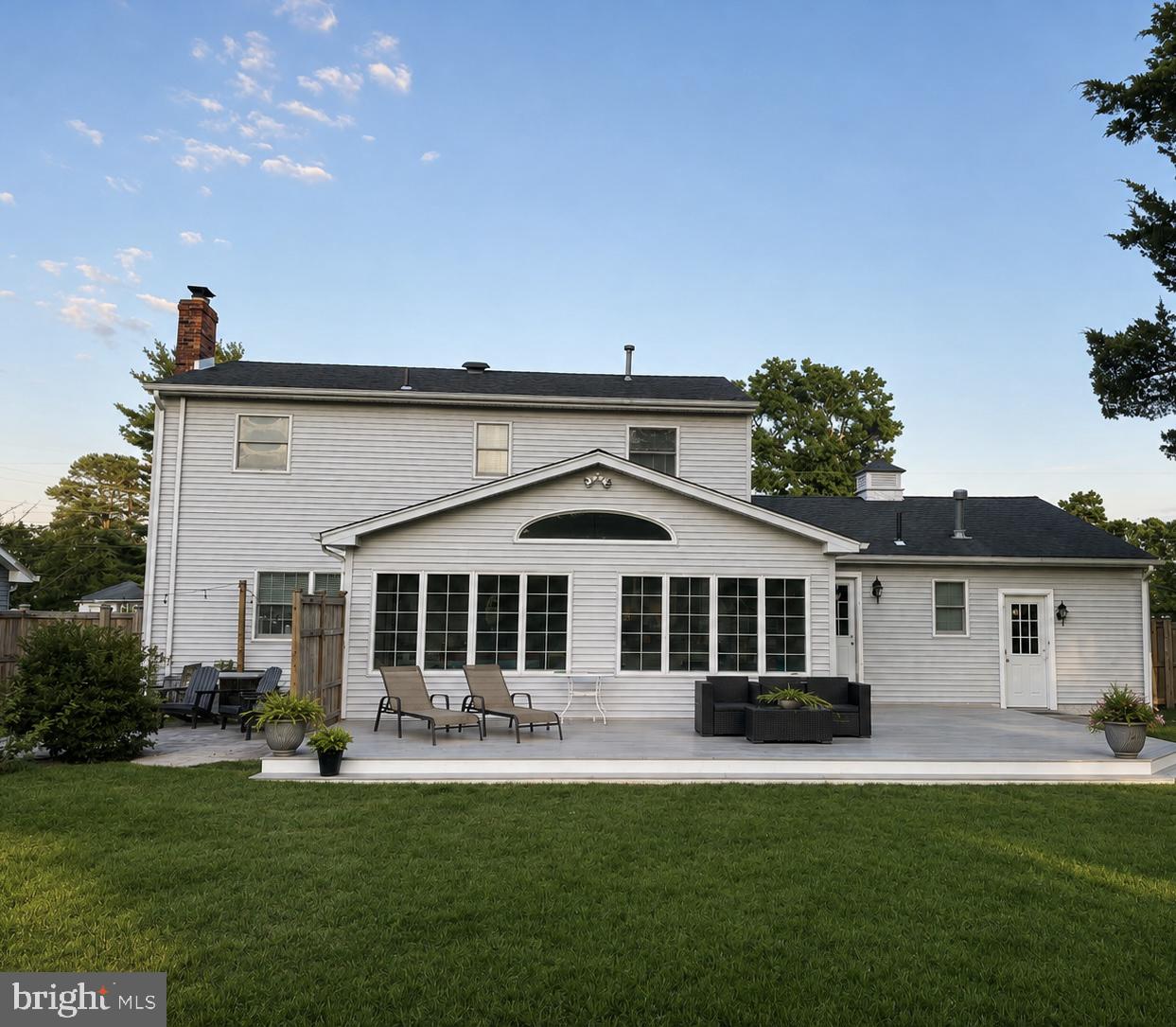 7 Mayflower Dr Property Photo 2