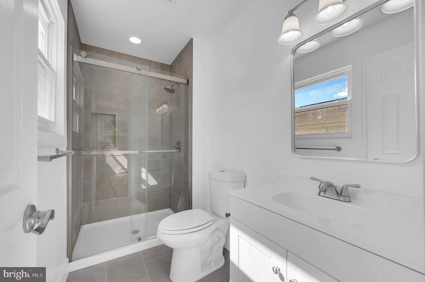 NJOC2044830 Property Photo 14