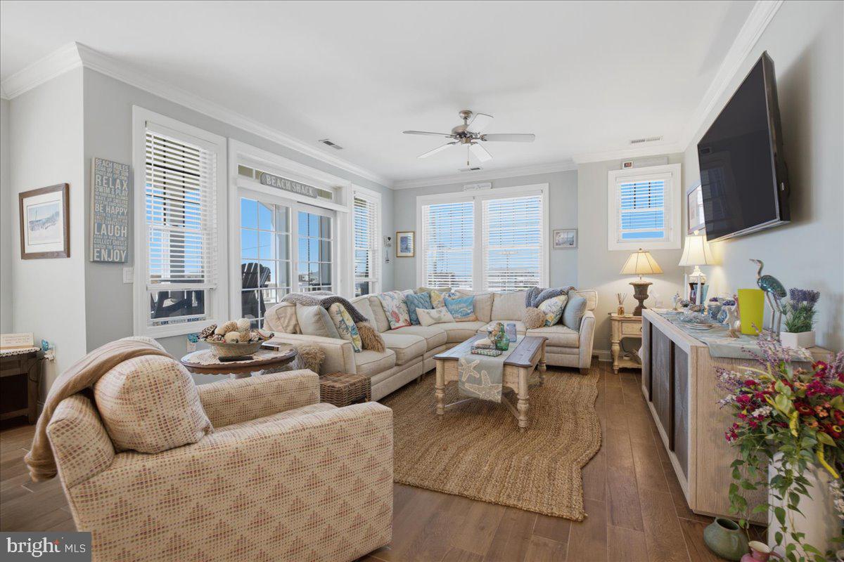 500 N Bay Ave #c Property Photo 5