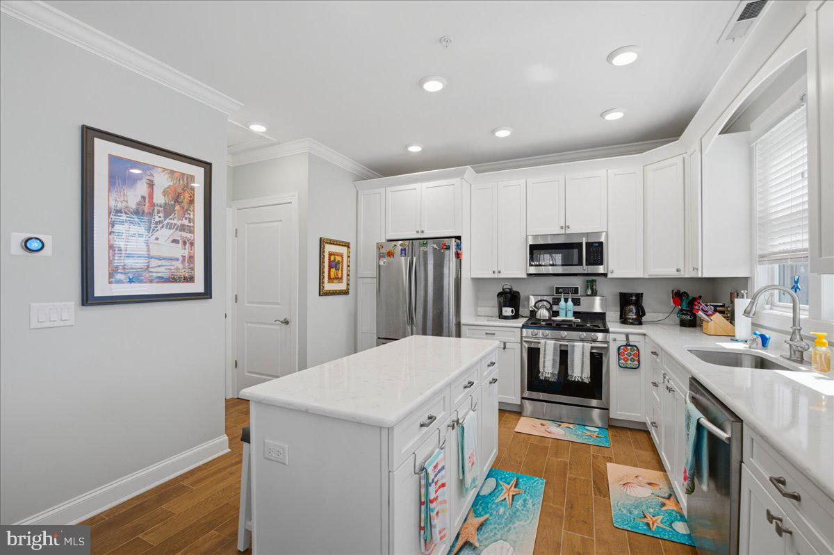500 N Bay Ave #c Property Photo 10