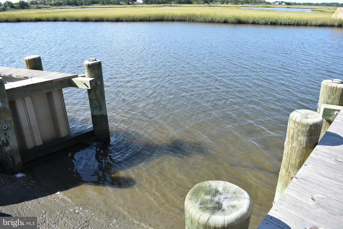 152 S Captains Dr Property Photo 12