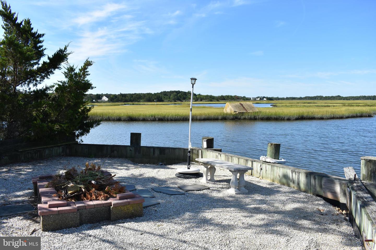 152 S Captains Dr Property Photo 14
