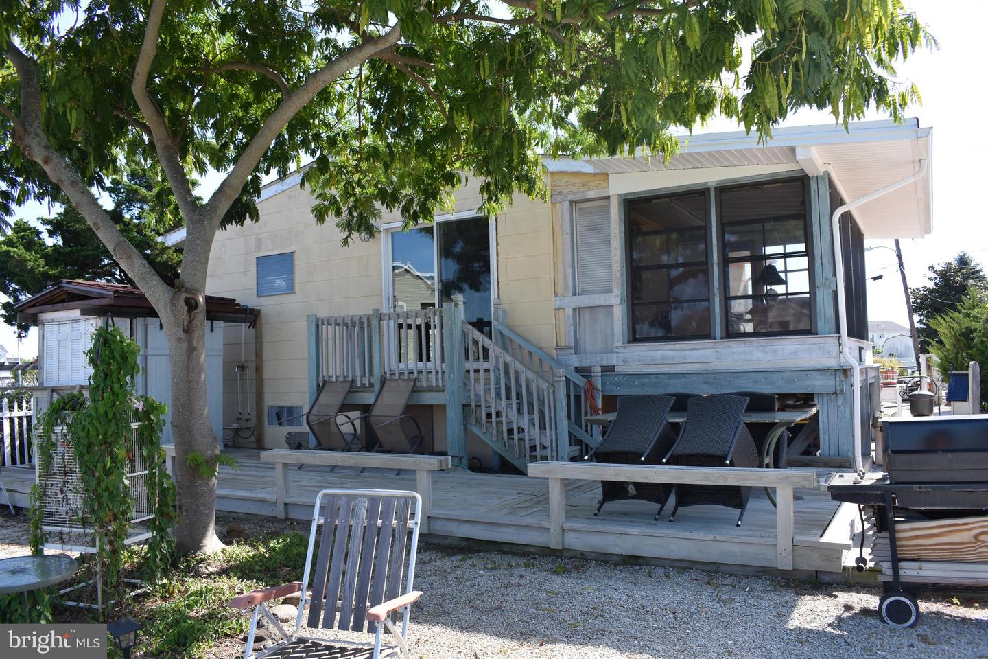 152 S Captains Dr Property Photo 20
