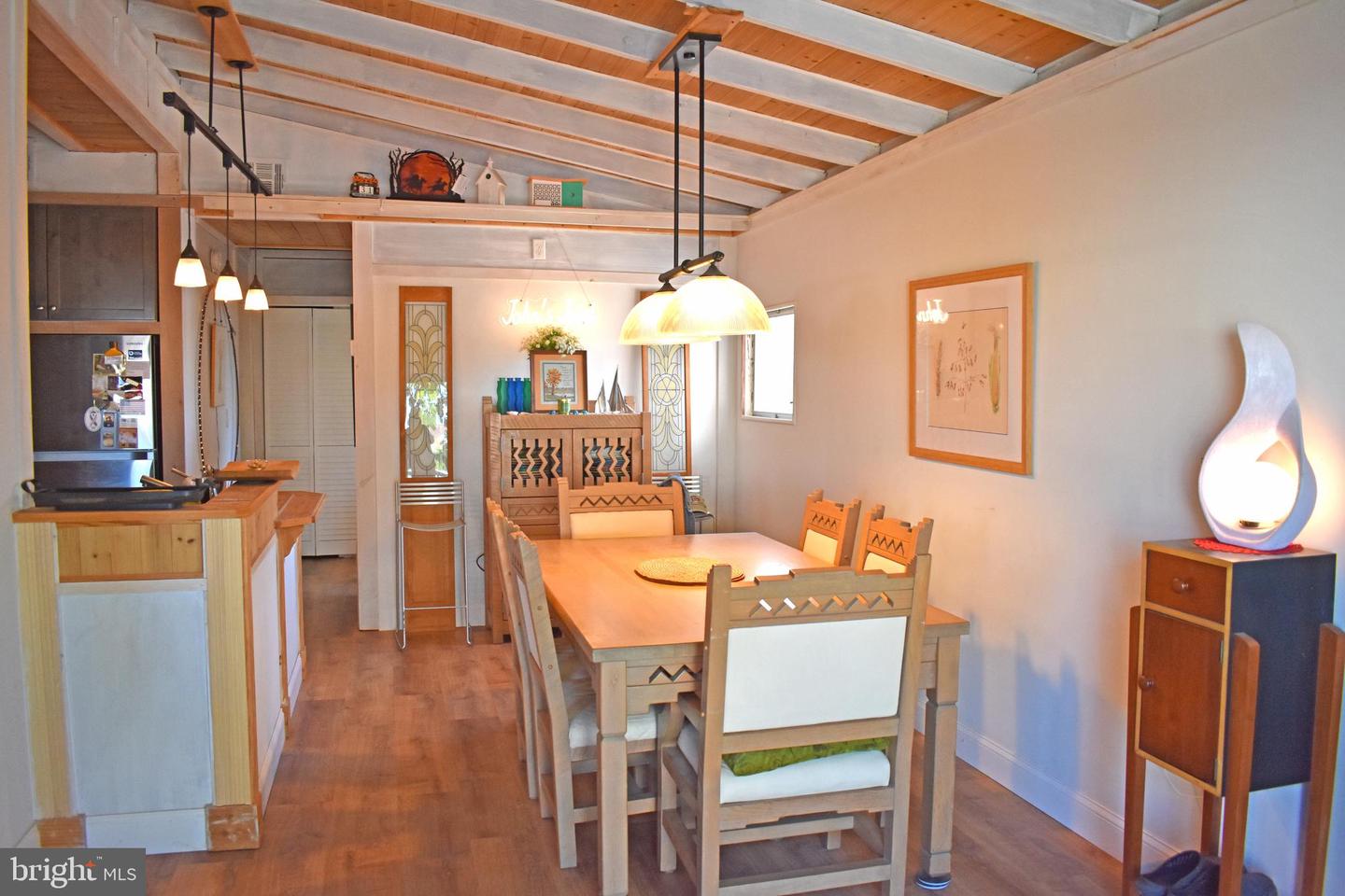152 S Captains Dr Property Photo 23