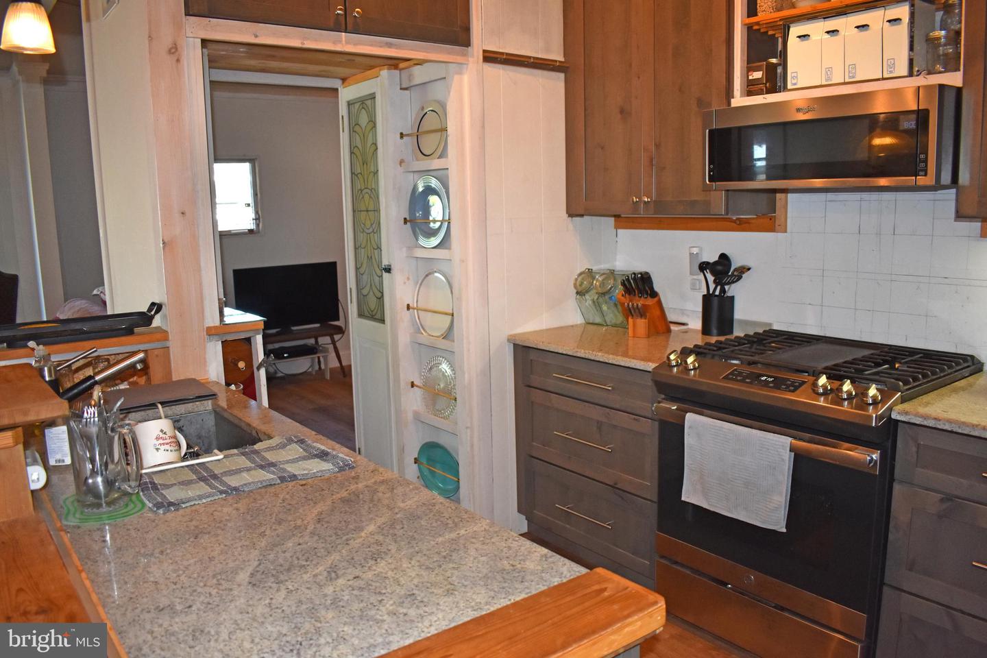 152 S Captains Dr Property Photo 28