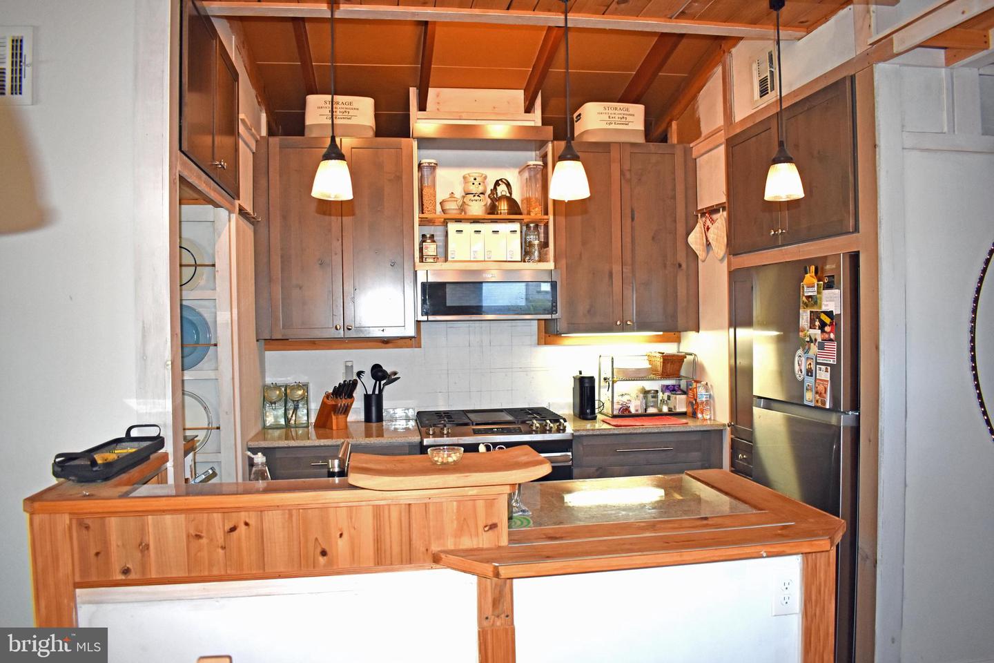 152 S Captains Dr Property Photo 29