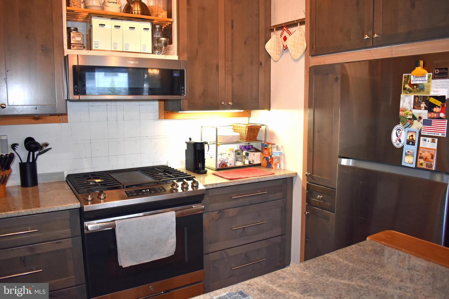 152 S Captains Dr Property Photo 30