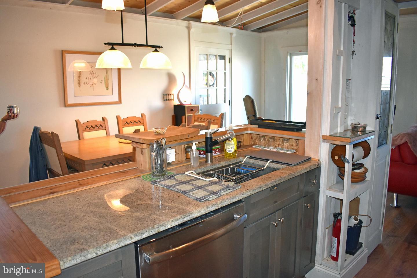 152 S Captains Dr Property Photo 31