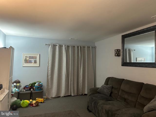 24 Red Oak Ln #24 Property Photo 3