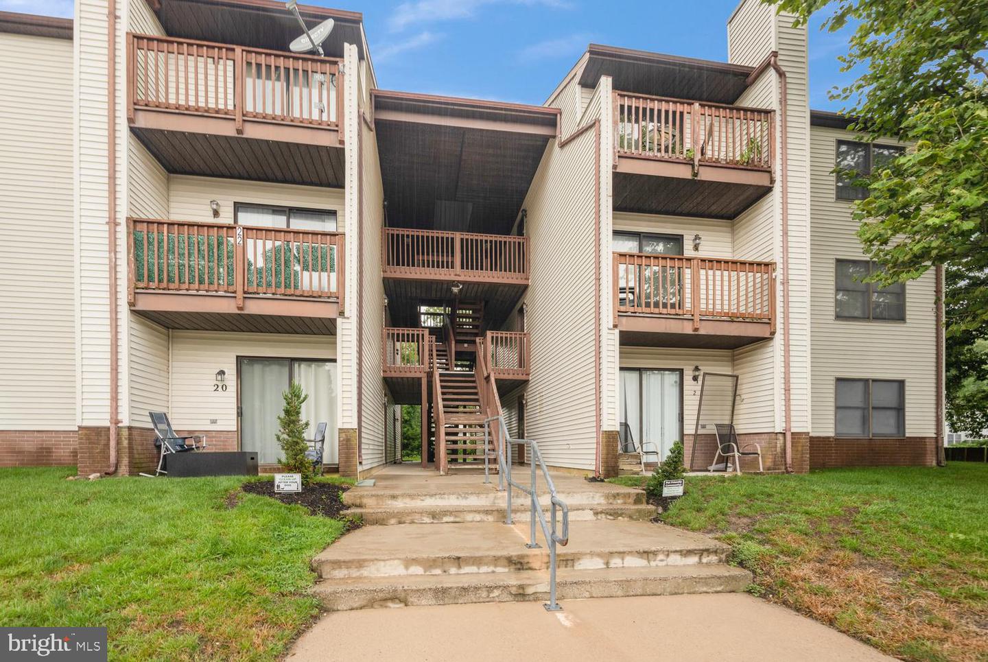 2 Whitemarsh Ct Property Photo 1