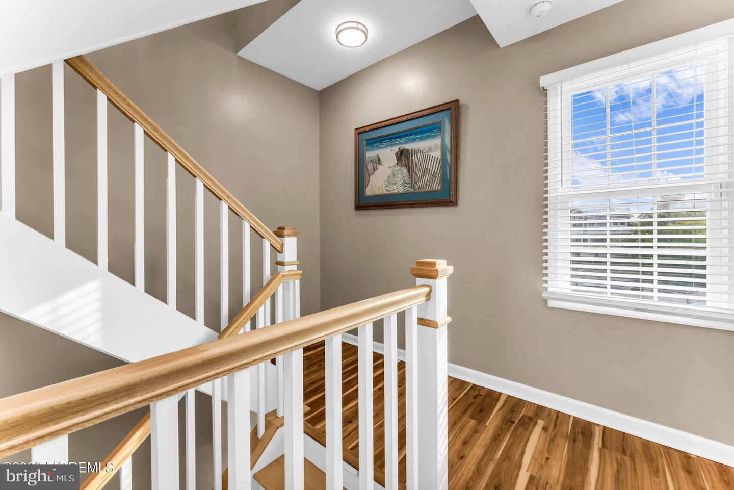 310 S West Ave #m Property Photo 11
