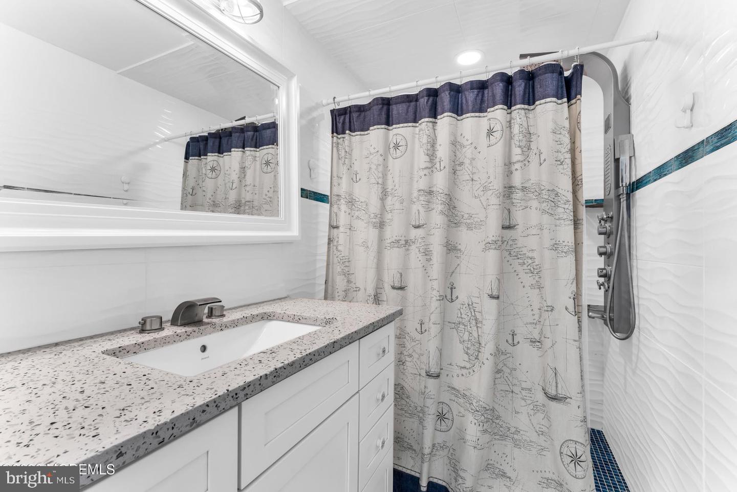 310 S West Ave #m Property Photo 23